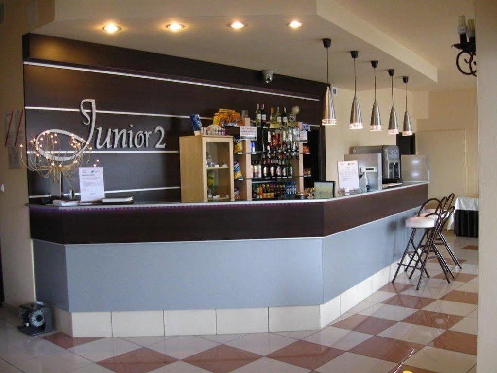 Hotel Junior 2 Krakow Bagian luar foto